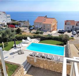 9 Bedroom Villa with Pool and Sea Views in Cavtat, sleeps 18